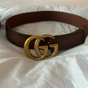 Authentic Gucci Belt with fist bag and box. Like new, worn once